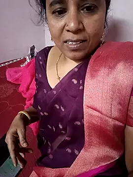 Snapshot of Tamilaunty35 chatting on July 25, 2026, 6:47 pm Tamilaunty35 online show from July 25, 2026, 6:47 pm