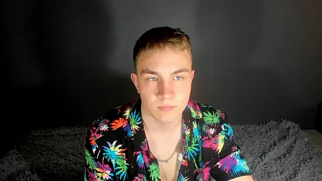 avrions online show from April 18, 2026, 10:06 am