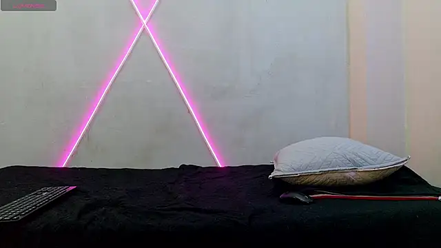 isabellakath online show from April 17, 2026, 12:52 pm