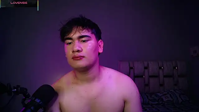 Andruetxx online show from April 14, 2026, 8:47 pm