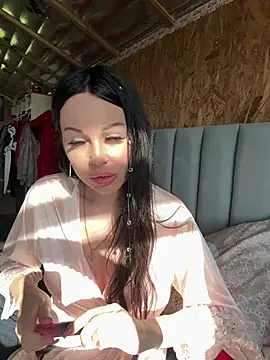 Snapshot of Alenka_ki chatting on April 27, 2026, 5:38 am Alenka ki online show from April 27, 2026, 5:38 am