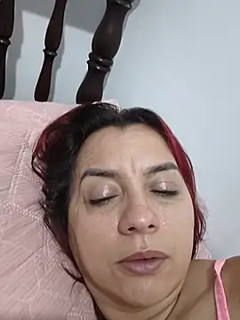 Sofia Mature  online show from June 18, 2026, 1:27 pm