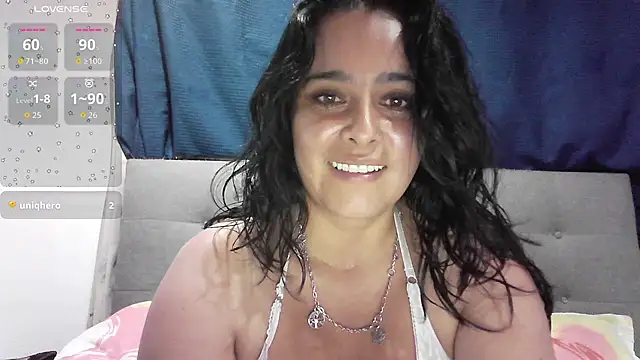 Snapshot of Estefany-magic chatting on June 27, 2026, 2:17 am Estefany-magic online show from June 27, 2026, 2:17 am
