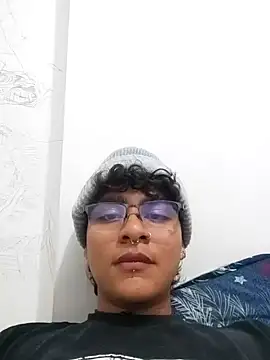 xhecho uzumaki online show from April 22, 2026, 3:24 am
