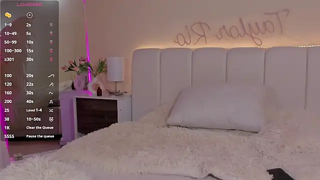 Snapshot of teylor_rio chatting on April 15, 2026, 3:23 am teylor rio online show from April 15, 2026, 3:23 am