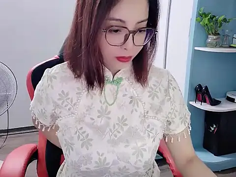 Snapshot of Hot_bbaby chatting on July 5, 2026, 9:38 am Hot bbaby online show from July 5, 2026, 9:38 am