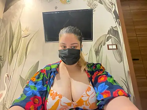 kavyasingh36 online show from June 2, 2026, 10:48 am