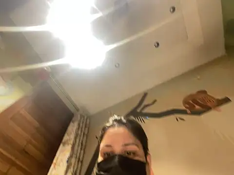 kavyasingh36 online show from April 14, 2026, 11:10 pm