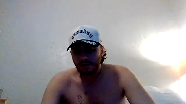 tallhungcloudzz online show from April 17, 2026, 4:48 am