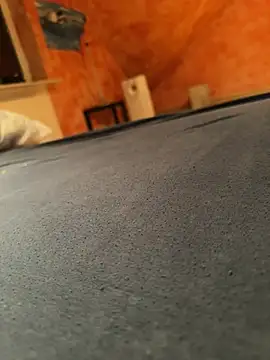 Jdlely online show from April 22, 2026, 11:44 pm