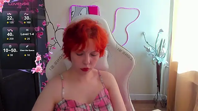 InfernoKitten online show from June 5, 2026, 1:10 am
