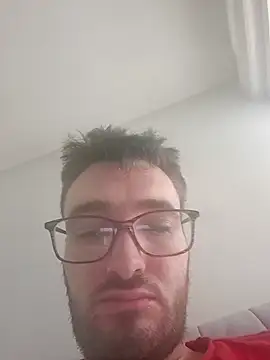 christo85000 online show from May 11, 2026, 2:29 pm