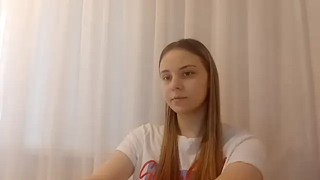 Snapshot of SadyeEntel chatting on April 12, 2026, 9:45 am SadyeEntel online show from April 12, 2026, 9:45 am