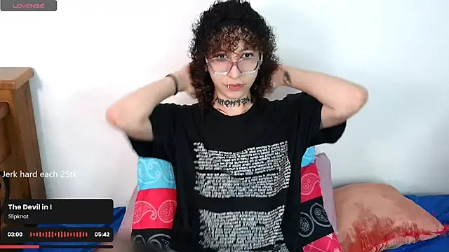 Snapshot of YourGothFemboy chatting on July 18, 2026, 3:20 pm YourGothFemboy online show from July 18, 2026, 3:20 pm