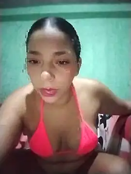 Snapshot of YuliBrayan chatting on June 30, 2026, 6:02 am YuliBrayan online show from June 30, 2026, 6:02 am