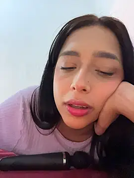 Snapshot of milakitti chatting on June 20, 2026, 5:23 am milakitti online show from June 20, 2026, 5:23 am