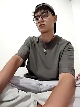 Camilo hot21 online show from April 12, 2026, 6:27 am