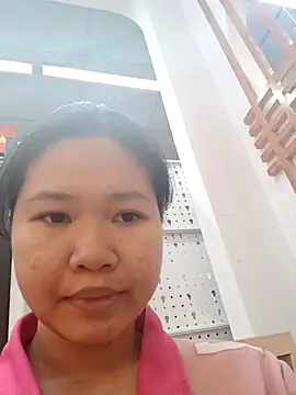 -Tinamo- online show from April 15, 2026, 12:21 pm