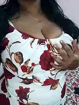 Snapshot of Mayuri-hot chatting on June 21, 2026, 1:00 am Mayuri-hot online show from June 21, 2026, 1:00 am