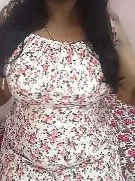 Snapshot of Mayuri-hot chatting on June 10, 2026, 12:34 am Mayuri-hot online show from June 10, 2026, 12:34 am
