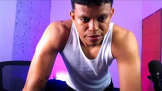 Xiao keiko online show from April 18, 2026, 7:07 pm