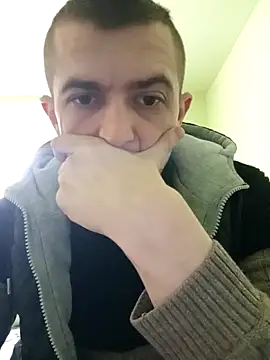 Snapshot of Mariofls chatting on May 3, 2026, 1:15 pm Mariofls online show from May 3, 2026, 1:15 pm