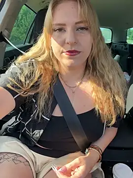 Tiffy Rosee online show from May 27, 2026, 6:54 am