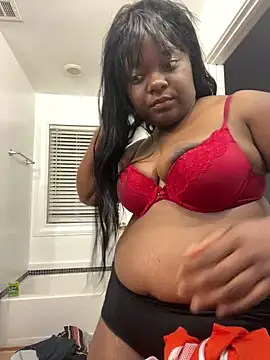 Desilovefeet online show from April 18, 2026, 1:08 am