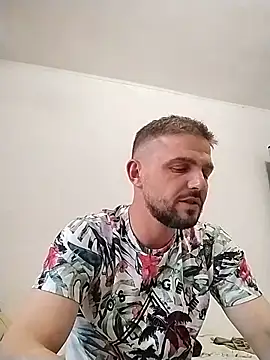 Snapshot of Georgegel chatting on June 2, 2026, 3:12 pm Georgegel online show from June 2, 2026, 3:12 pm