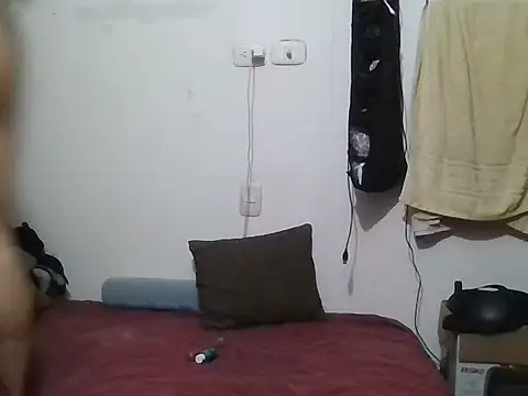 Snapshot of Indiio0 chatting on April 13, 2026, 5:22 am Indiio0 online show from April 13, 2026, 5:22 am