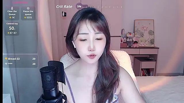 Snapshot of MissBunny_2026 chatting on May 9, 2026, 1:47 pm MissBunny 2026 online show from May 9, 2026, 1:47 pm