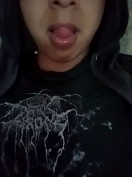 Alxzs online show from April 16, 2026, 1:50 am