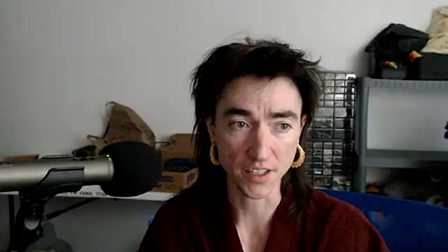 nymphogyny online show from April 15, 2026, 2:21 pm