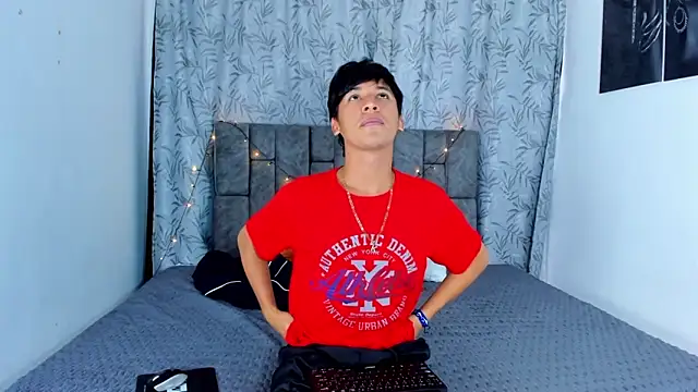 Snapshot of IhanKing chatting on June 11, 2026, 7:00 pm IhanKing online show from June 11, 2026, 7:00 pm
