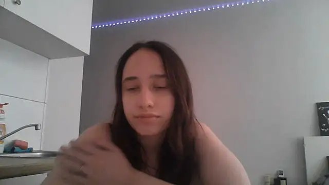 Snapshot of DarkMirel chatting on July 18, 2026, 2:03 pm DarkMirel online show from July 18, 2026, 2:03 pm