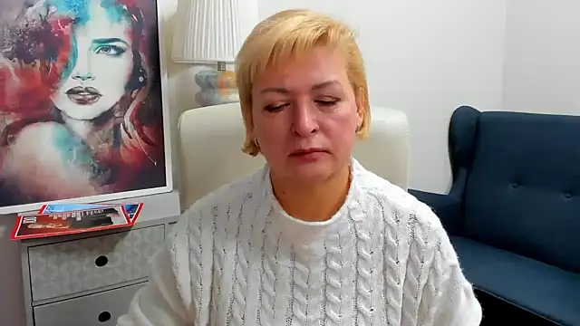 Snapshot of luna_xfantasy chatting on April 14, 2026, 7:02 am luna xfantasy online show from April 14, 2026, 7:02 am