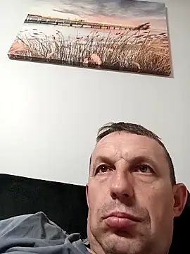 Miro9 online show from June 6, 2026, 8:36 pm