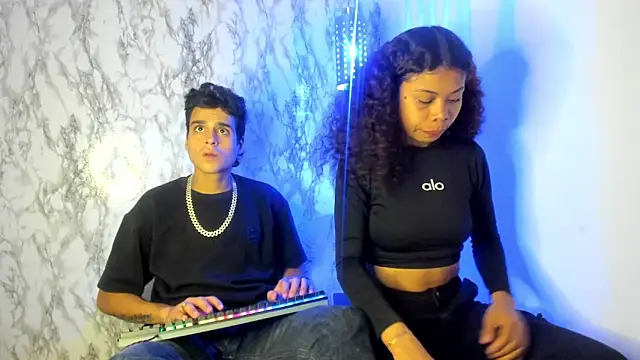 Snapshot of Kratos_Kuromiix chatting on April 15, 2026, 5:46 am Kratos Kuromiix online show from April 15, 2026, 5:46 am