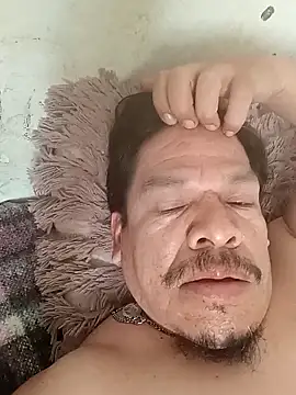 Snapshot of Oskr2024XXX chatting on September 14, 2025, 5:13 pm Oskr2024XXX online show from September 14, 2025, 5:13 pm