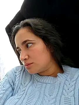 DaniHO25 online show from April 16, 2026, 7:14 pm