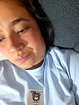 DaniHO25 online show from April 18, 2026, 2:36 am