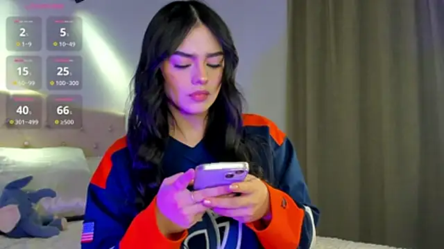 Snapshot of holly444_ chatting on May 25, 2026, 4:01 am holly444 online show from May 25, 2026, 4:01 am