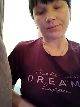 AlexaShiny  online show from April 15, 2026, 8:42 am