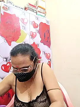 Sanjanabiswas947 online show from April 18, 2026, 7:58 pm