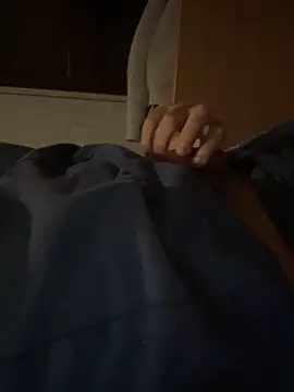 Snapshot of Luca002foryou chatting on April 14, 2026, 4:23 pm Luca002foryou online show from April 14, 2026, 4:23 pm