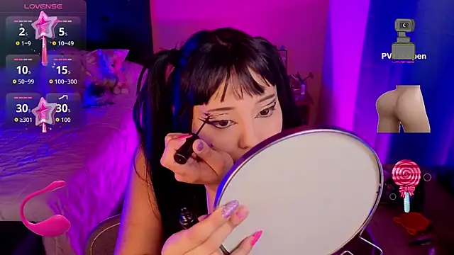 sophiepixel online show from May 8, 2026, 3:32 am