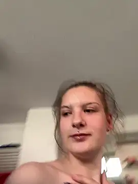 Lisa-Marie22 online show from April 20, 2026, 12:41 pm