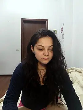 Snapshot of _Mikky_lil_ chatting on June 9, 2026, 8:32 pm Mikky lil online show from June 9, 2026, 8:32 pm