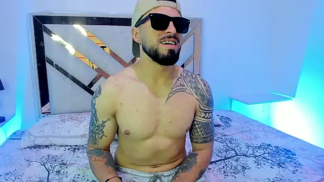Snapshot of Draco_blaze chatting on May 6, 2026, 1:26 pm Draco blaze online show from May 6, 2026, 1:26 pm