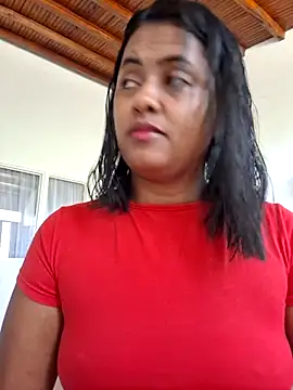 Snapshot of Ayla_Phone chatting on May 6, 2026, 4:00 pm Ayla Phone online show from May 6, 2026, 4:00 pm